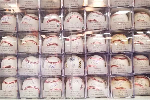 Collectible Sports Memorabilia