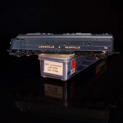 life-like-model-train-n-scale-e89-locomotive-ln-louisville-nashville-796-7688